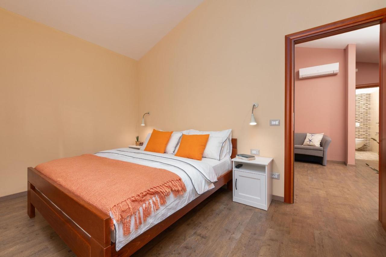 Apartment Karolina 2 Funtana Exteriér fotografie