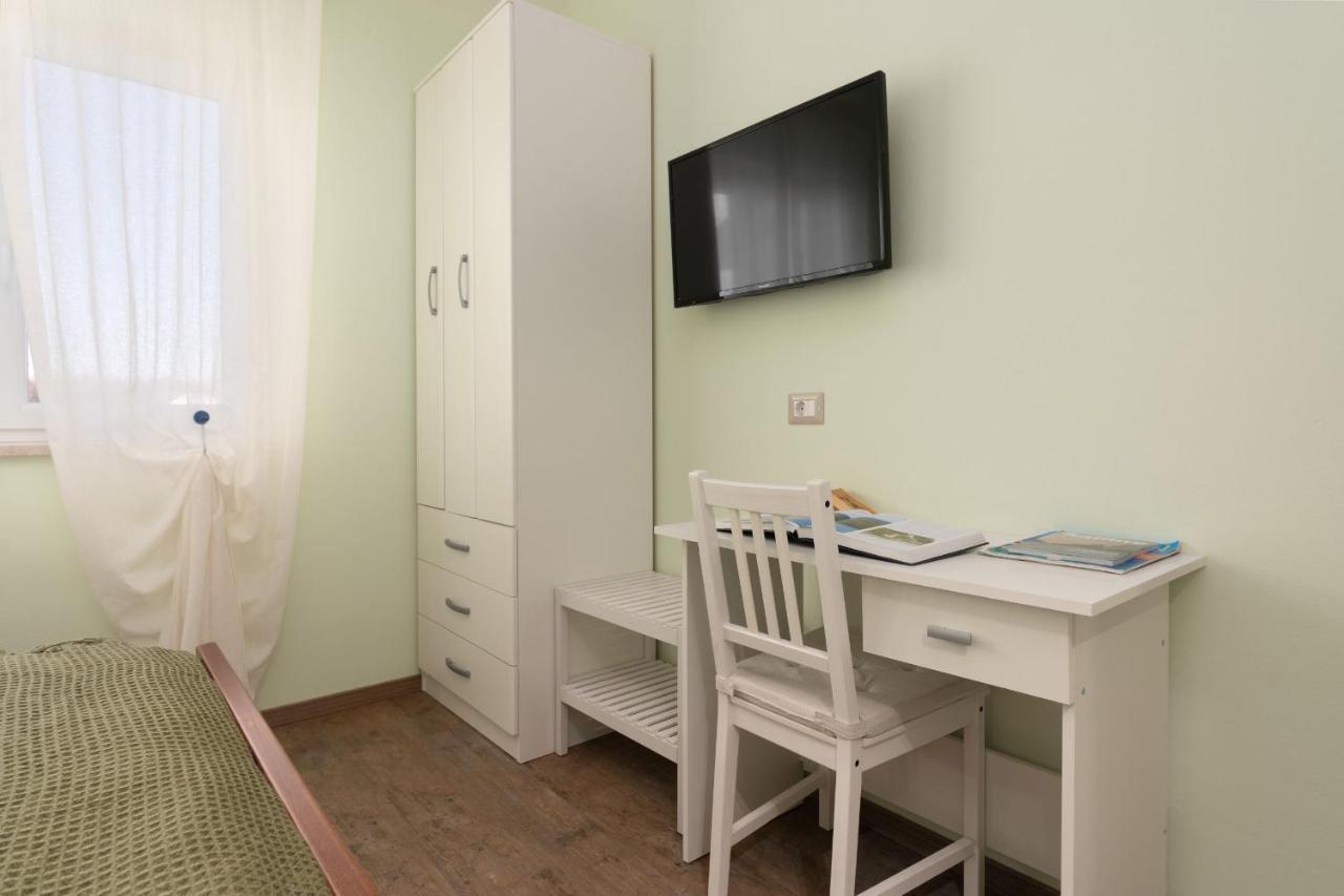 Apartment Karolina 2 Funtana Exteriér fotografie